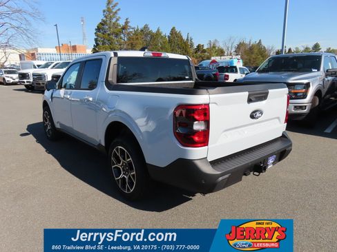 New 2026 Ford Maverick Lariat image 6