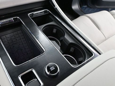 Used 2025 Lincoln Aviator Reserve w/ Equipment Group 201A image 19