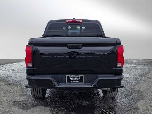 Certified 2024 Chevrolet Colorado Z71 w/ LPO, Dark Essentials Package AWD/4WD image 4