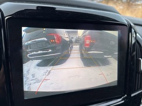 Used 2019 Chevrolet Traverse LT image 15