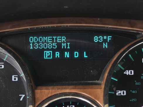 Used 2011 Buick Enclave CXL image 19