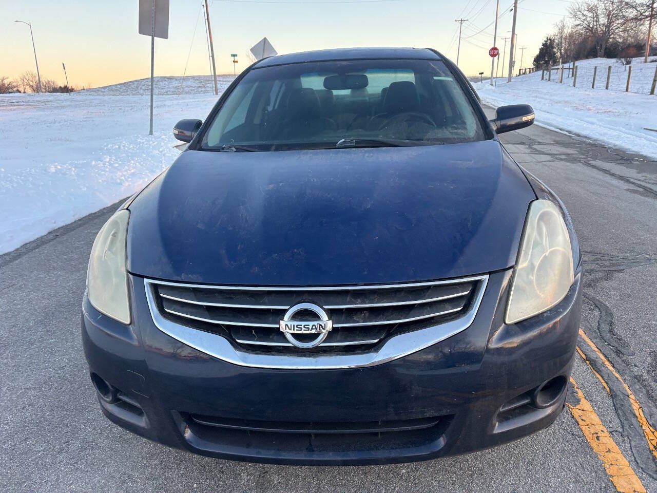 Used 2010 Nissan Altima 2.5 SL w/ SL Pkg FWD image 3