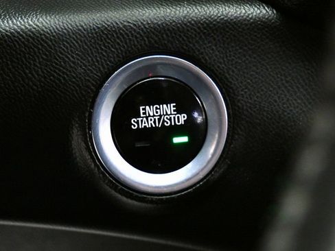 Used 2018 GMC Terrain SLT image 26