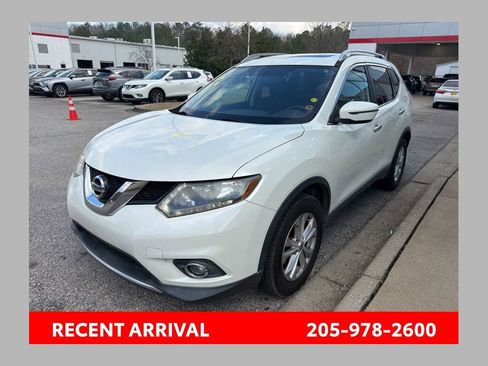 Used 2016 Nissan Rogue SV w/ SV Moonroof Package image 1