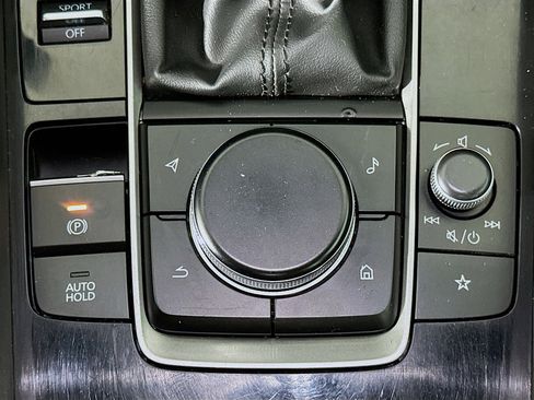 Used 2024 MAZDA MAZDA3 s image 26