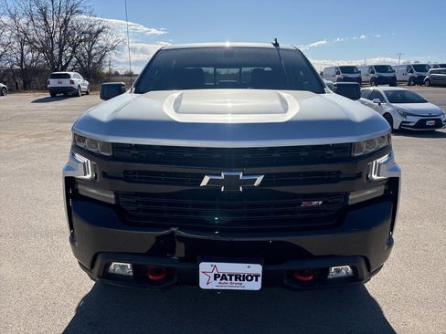 Used 2021 Chevrolet Silverado 1500 LT Trail Boss w/ Convenience Package II image 11