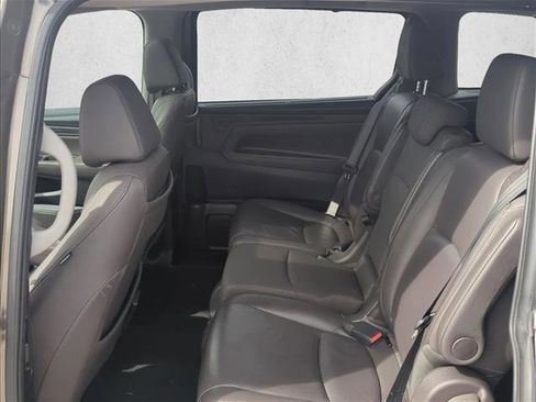 Used 2018 Honda Odyssey EX-L image 17
