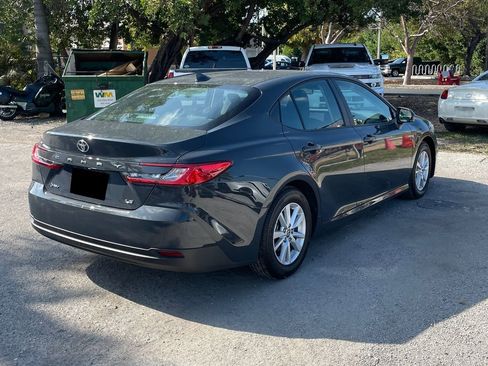Used 2025 Toyota Camry LE image 6