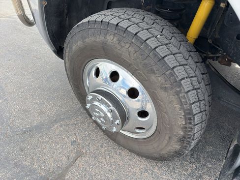 Used 2018 RAM 3500 Laramie image 9