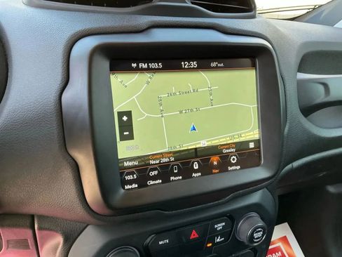 Used 2022 Jeep Renegade Sport image 30