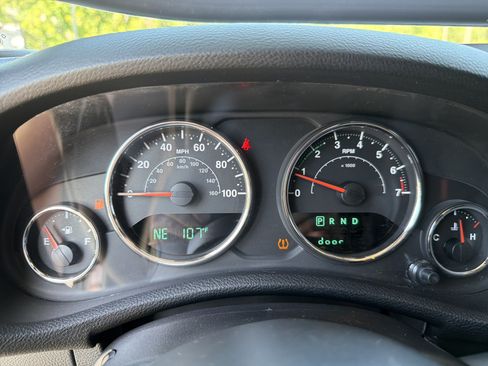 Used 2018 Jeep Wrangler Unlimited Sport S AWD/4WD image 31