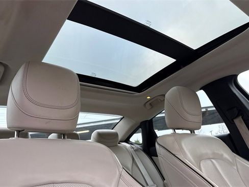 Used 2016 Chrysler 200 C w/ Premium Group image 20