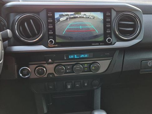 Used 2023 Toyota Tacoma TRD Sport AWD/4WD image 12