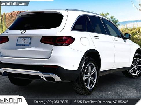 Used 2022 Mercedes-Benz GLC 300 image 2