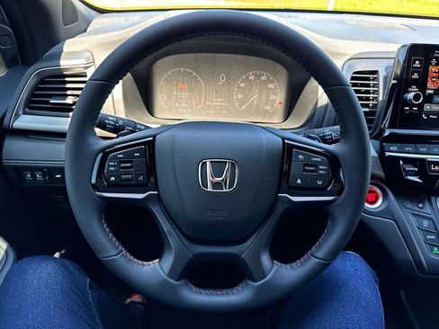 New 2026 Honda Odyssey Sport-L image 14