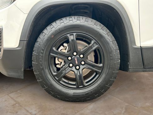 Used 2020 GMC Acadia AT4 image 28