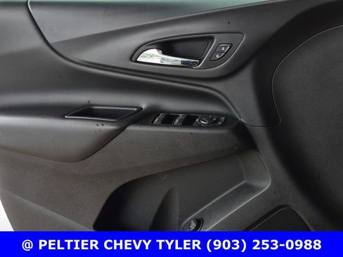 Used 2019 Chevrolet Equinox LT image 27