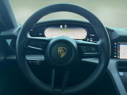 Used 2023 Porsche Taycan 4S w/ Premium Package image 9