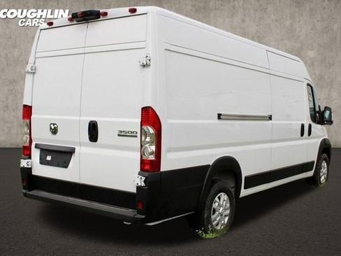New 2024 RAM ProMaster 3500 w/ Quick Order Package 22G SLT image 7