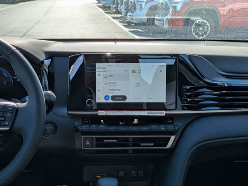 New 2026 Toyota Camry SE FWD image 19