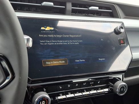 New 2027 Chevrolet Bolt LT w/ Comfort Package FWD image 12