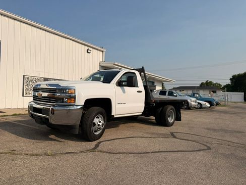 Used 2017 Chevrolet Silverado 3500 W/T RWD image 1