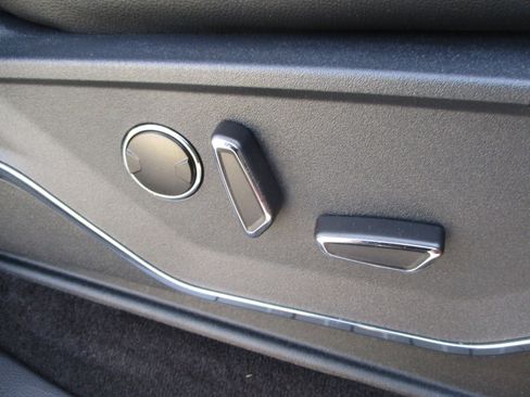 Used 2023 Ford F150 Lariat w/ Equipment Group 502A High image 56