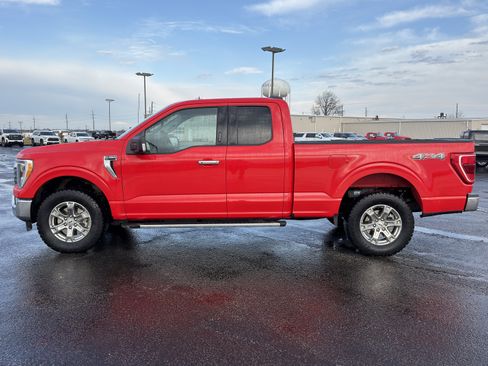 Used 2022 Ford F150 XLT w/ Equipment Group 302A High image 6