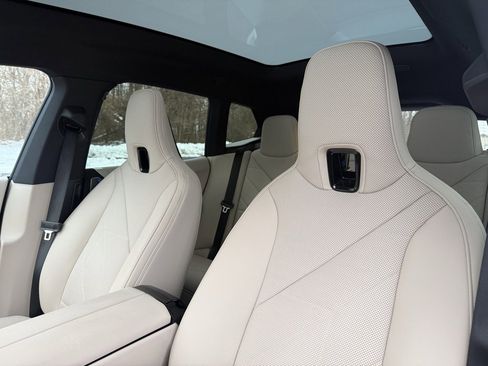 Certified 2024 BMW iX M60 image 18