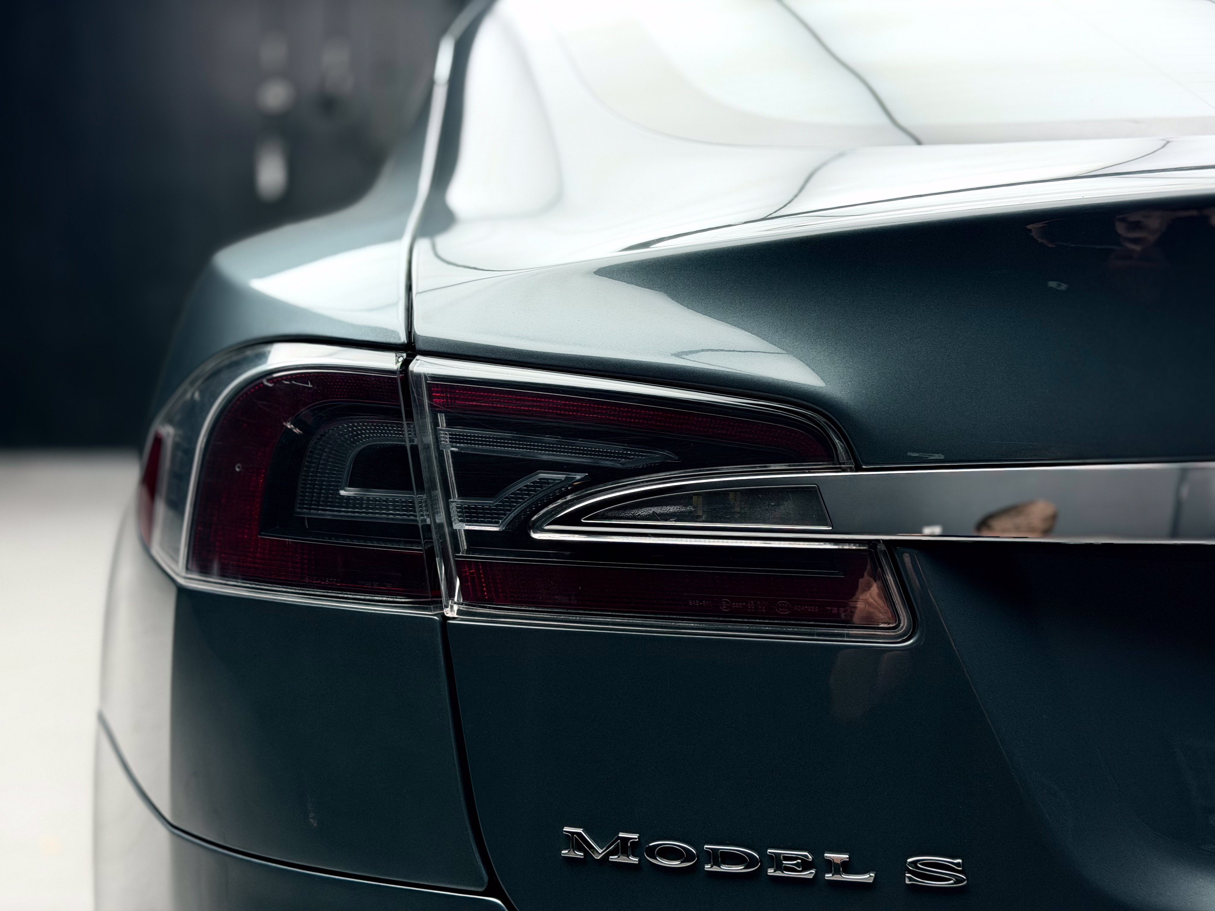 Used 2013 Tesla Model S RWD image 14