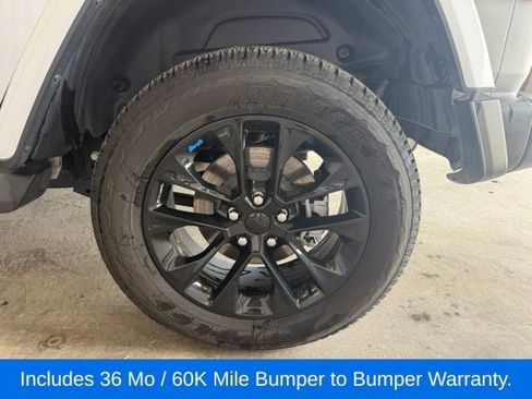 Used 2023 Jeep Wrangler Unlimited Sahara w/ Cold Weather Group AWD/4WD image 22