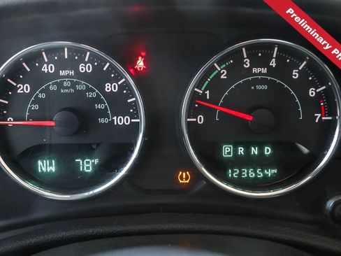 Used 2018 Jeep Wrangler Sport AWD/4WD image 17