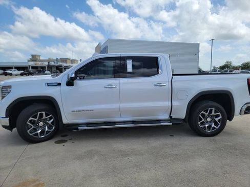 Used 2023 GMC Sierra 1500 SLT RWD image 4