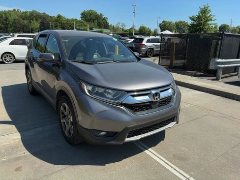 Used 2018 Honda CR-V EX image 2