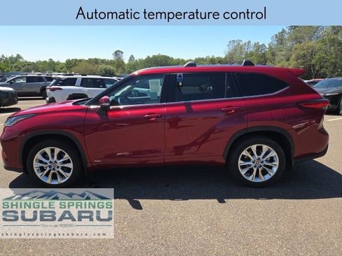 Used 2022 Toyota Highlander Limited AWD/4WD image 6