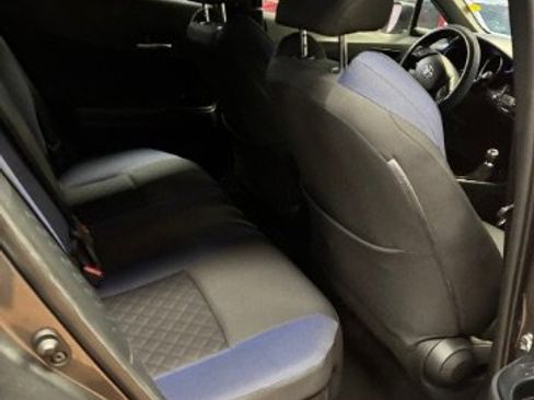 Used 2021 Toyota C-HR XLE image 33