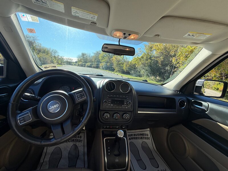 Used 2014 Jeep Patriot High Altitude FWD image 14