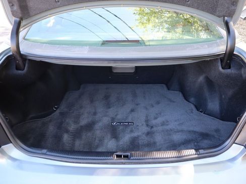 Used 2004 Lexus ES 330 image 14