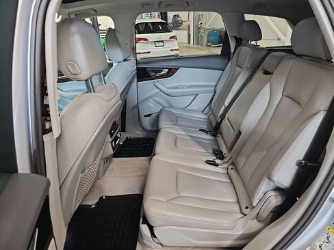 Used 2019 Audi Q7 3.0T Premium Plus AWD/4WD image 26
