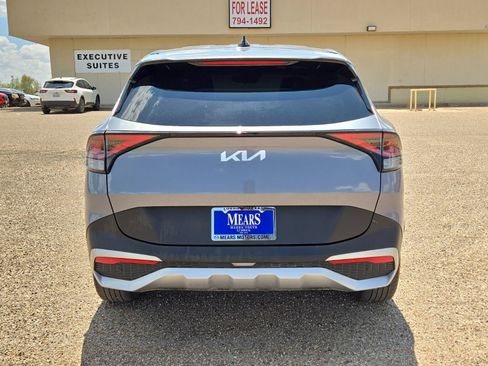 Used 2023 Kia Sportage EX FWD image 4