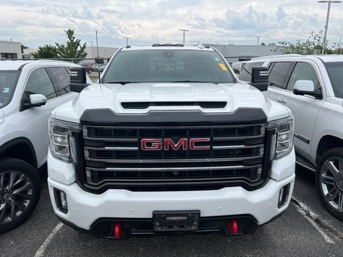 Used 2021 GMC Sierra 2500 AT4 w/ AT4 Premium Plus Package AWD/4WD image 2