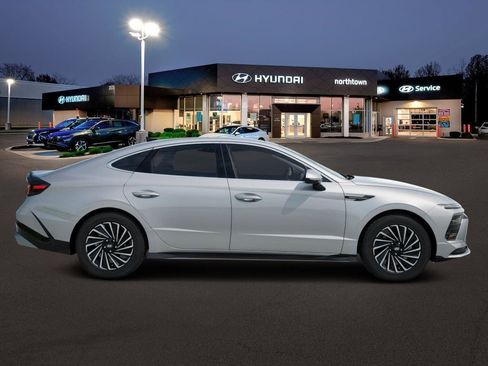 New 2026 Hyundai Sonata SEL image 5