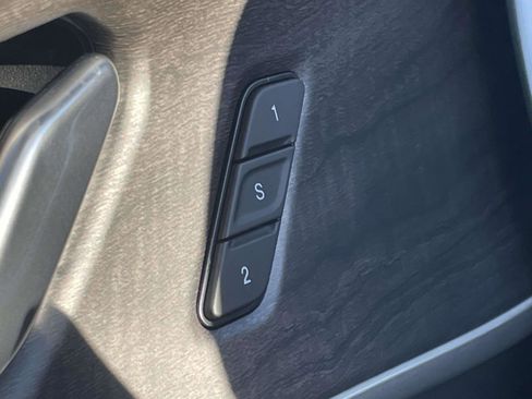 New 2025 Jeep Grand Cherokee L Limited image 7