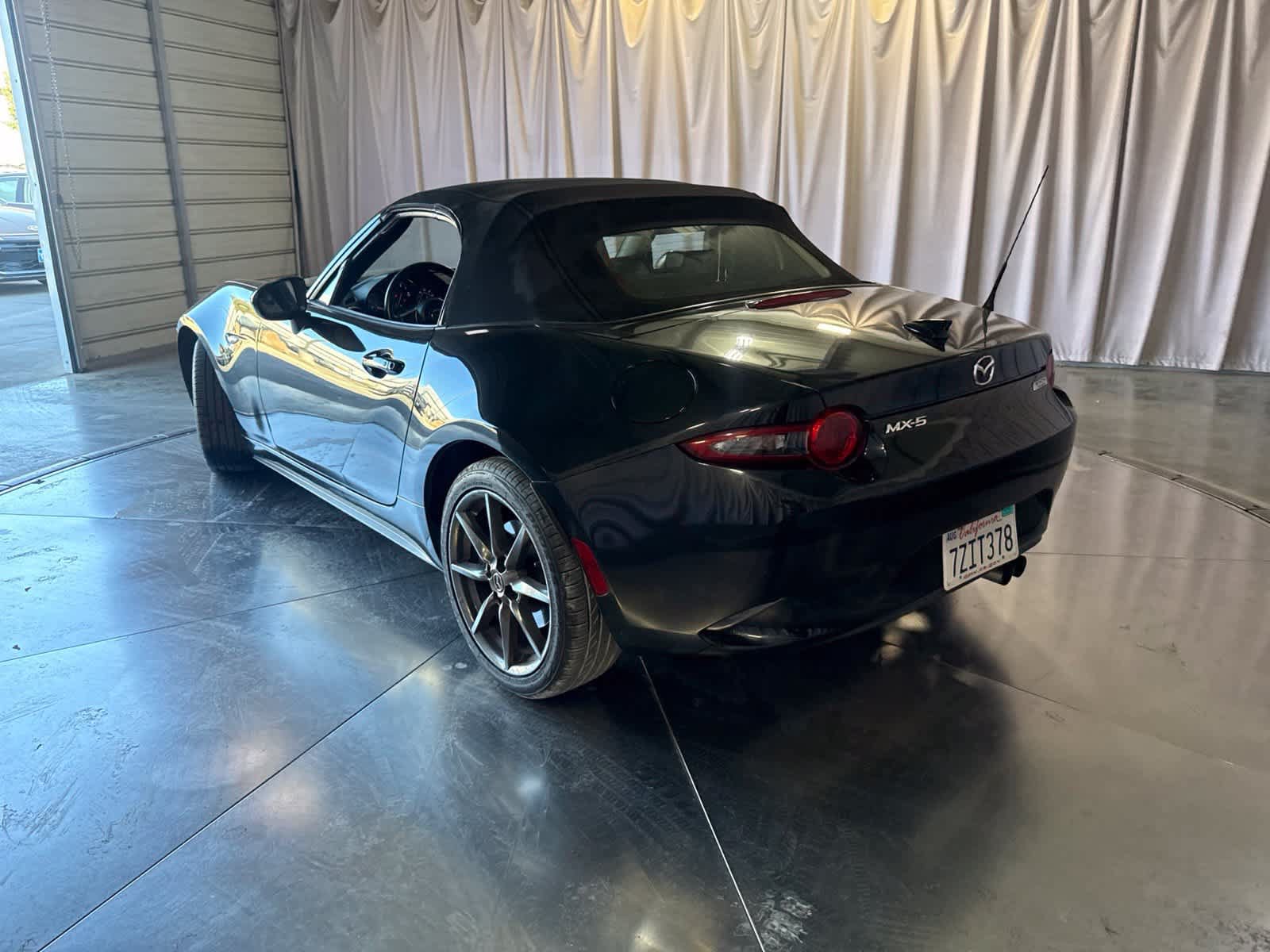 Used 2016 MAZDA MX-5 Miata Grand Touring RWD image 7