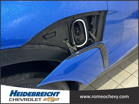 Used 2024 Chevrolet Blazer EV LT AWD/4WD image 36