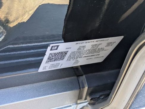 Used 2021 Cadillac Escalade Sport w/ Driver Assist Tech Package image 32