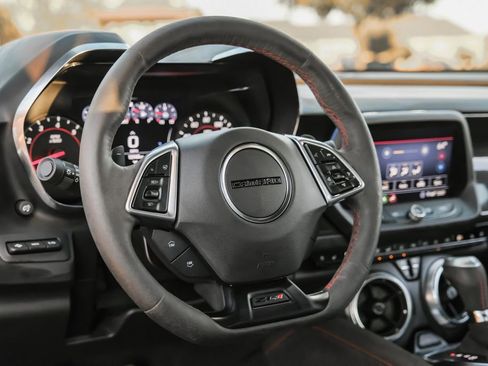 Used 2020 Chevrolet Camaro ZL1 image 13