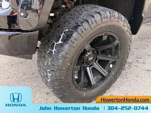 Used 2023 Chevrolet Silverado 1500 Custom Trail Boss AWD/4WD image 26