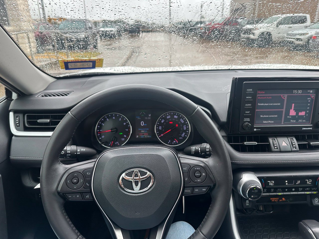 Used 2020 Toyota RAV4 XLE Premium FWD image 13