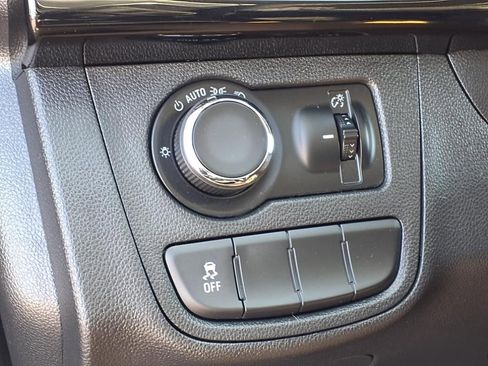 Used 2021 Chevrolet Spark LT image 19